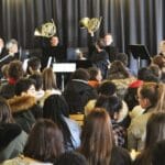 musiciens en représentation au lycée